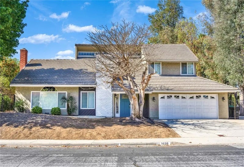 1638 Avenida Monte Vista