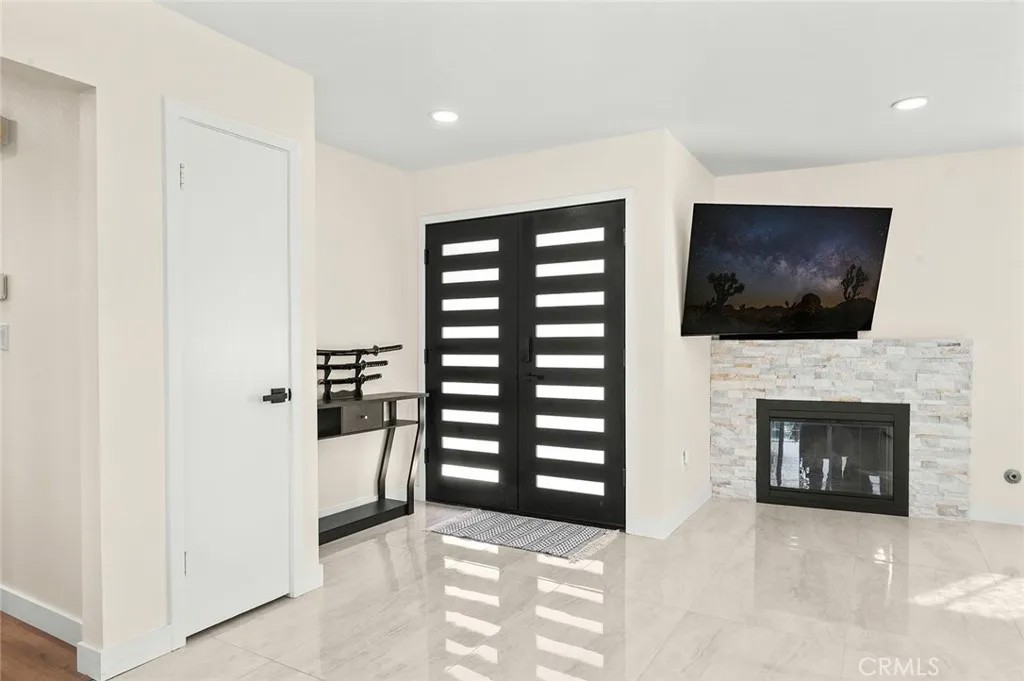 1445 Arrow Wood