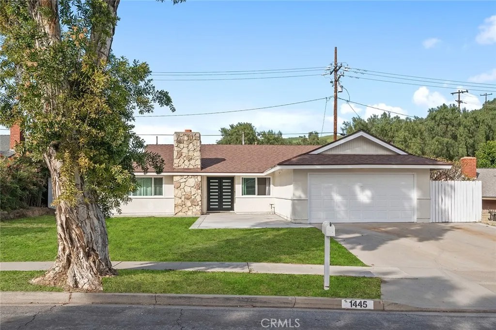 1445 Arrow Wood