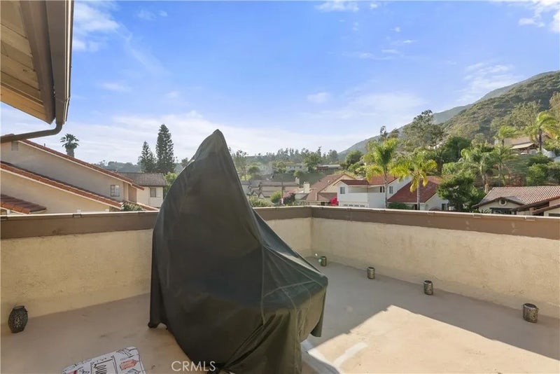 2622 Starcrest Drive