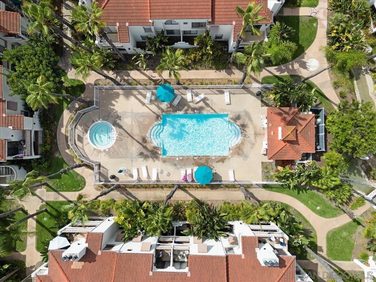 9342 Twin Trails Drive 303