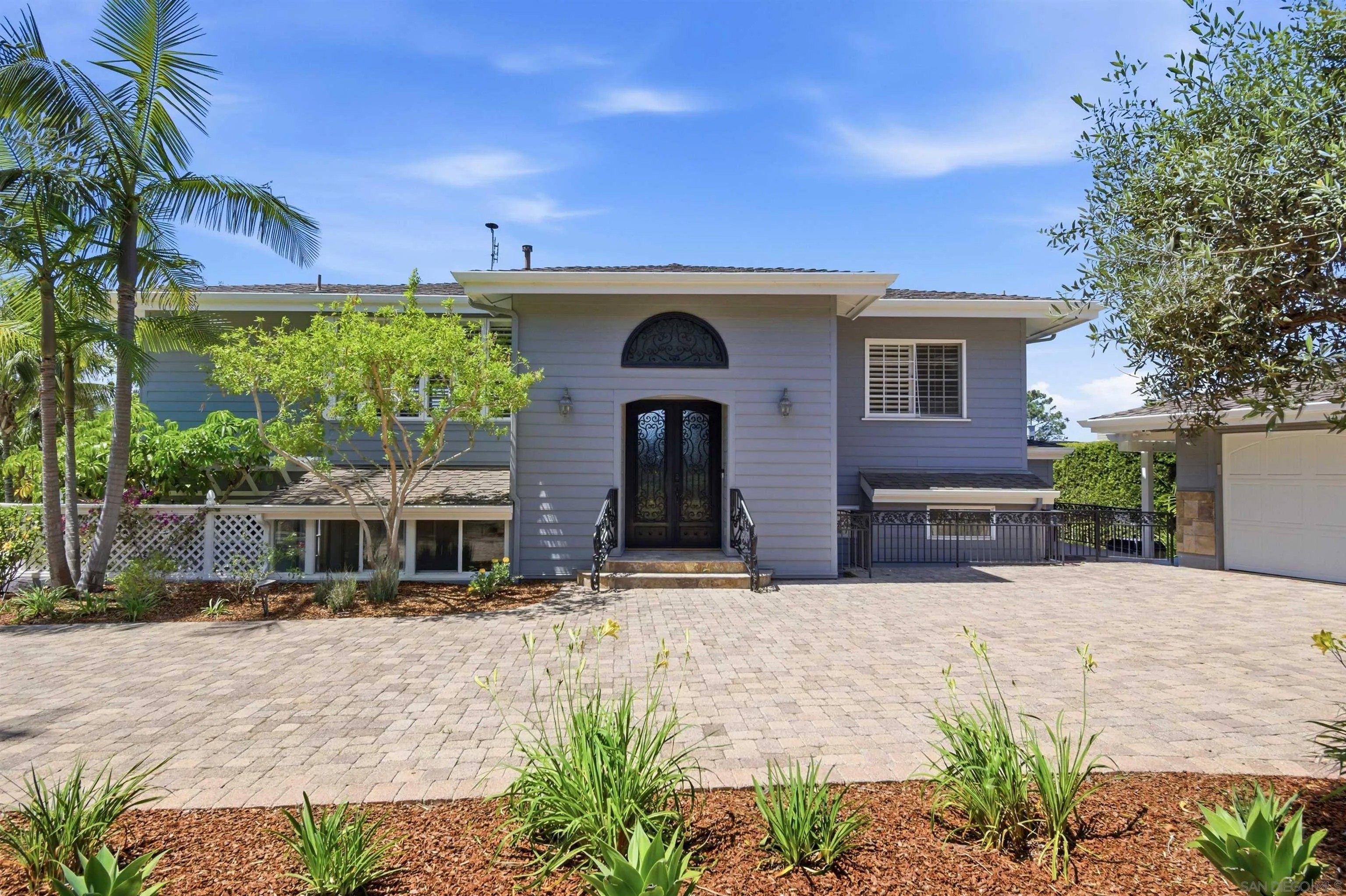 226 Stratford Park Cir