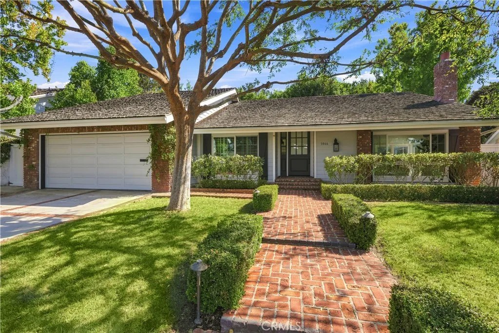 1844 Newport Hills East