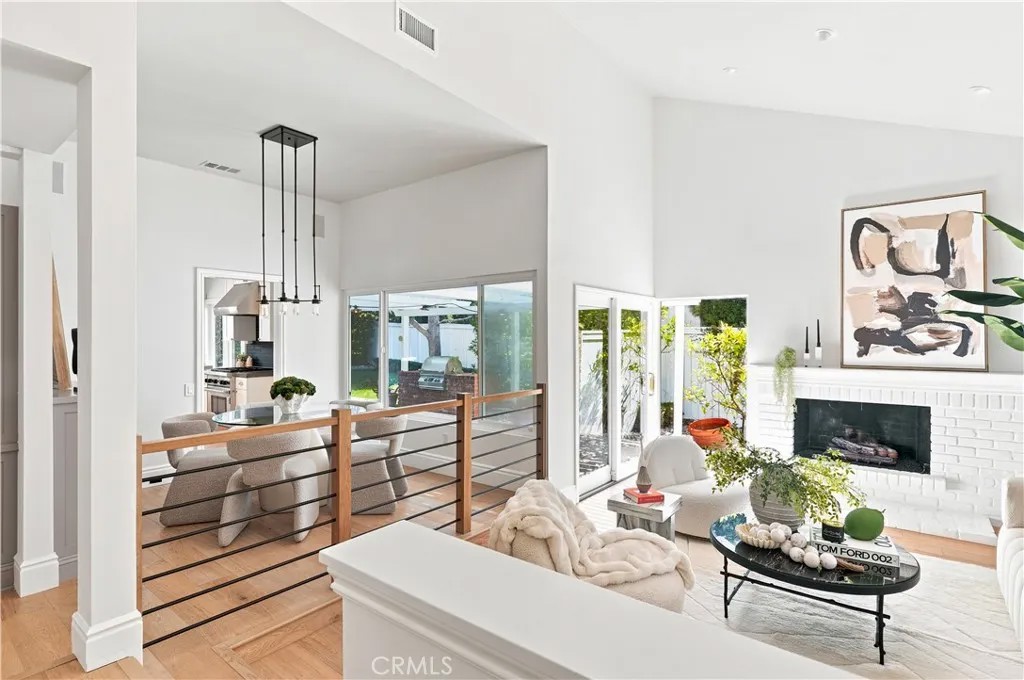 1844 Newport Hills East