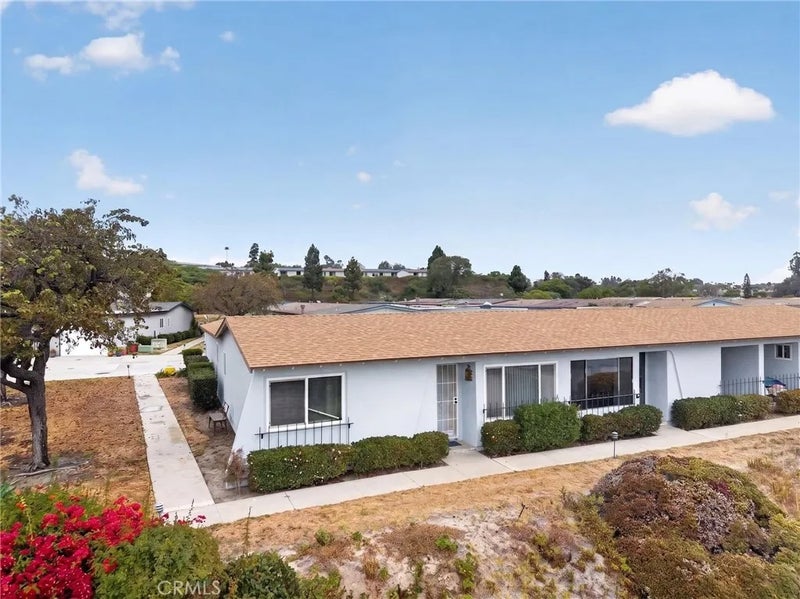 3839 Vista Campana South 45