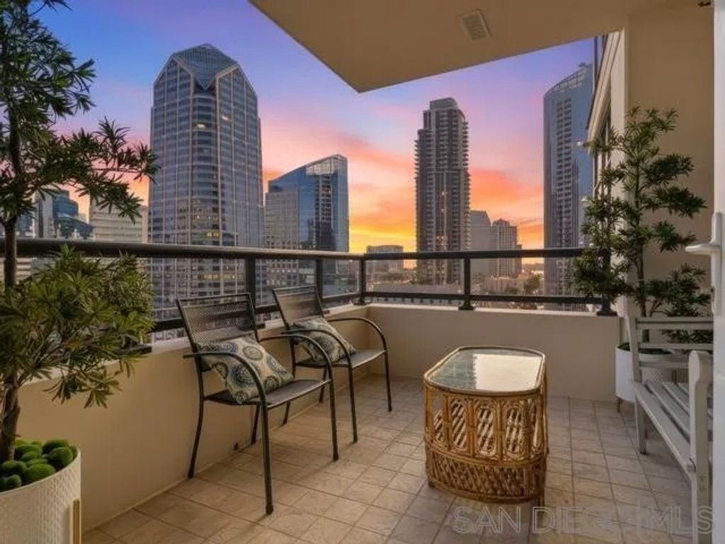 Photo of 1199 Pacific Hwy #1303, San Diego, CA 92101 (MLS # 260008628)