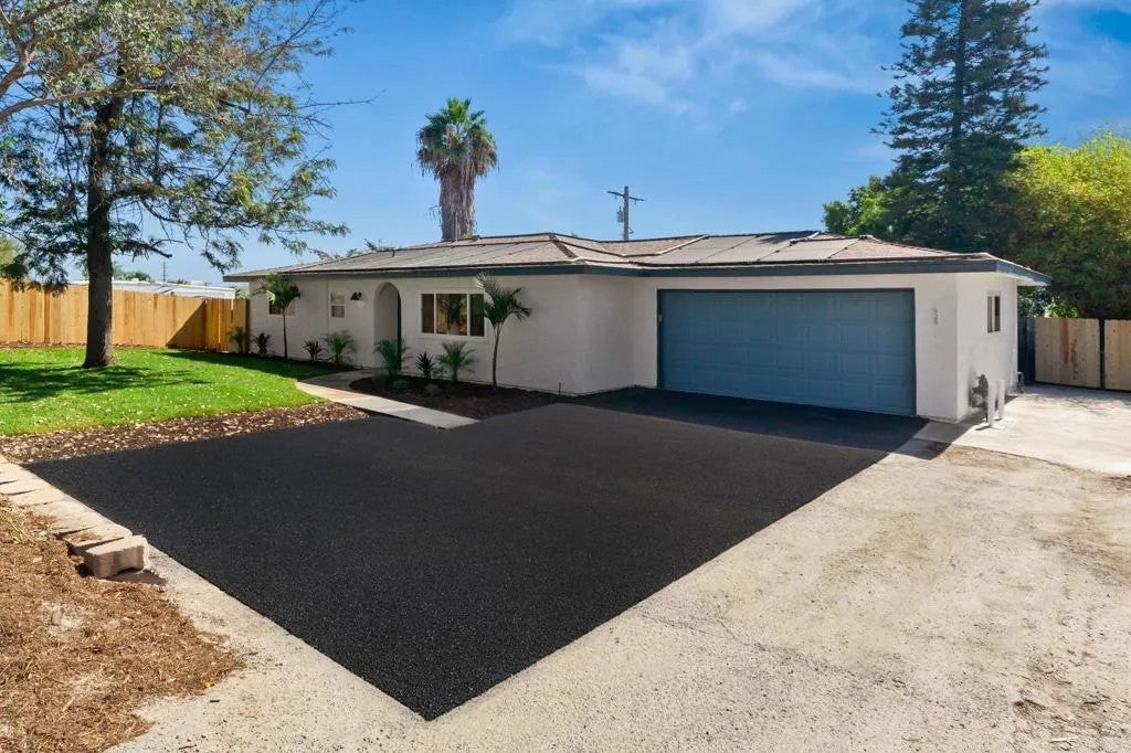 Photo of 925 Maryland Drive, Vista, CA 92083 (MLS # NDP2608254)