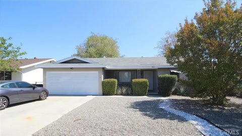 Photo of 940 S Taylor ST, Hemet, CA 92543 (MLS # DW26211637)