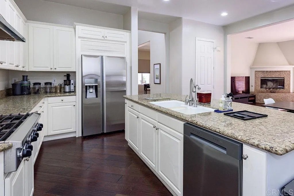 2903 Rancho Cortes