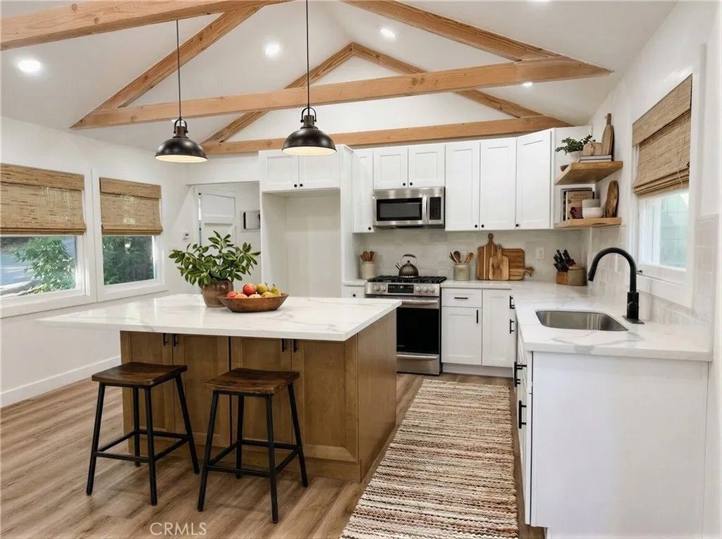 Photo of 28487 Altamont Court, Lake Arrowhead, CA 92352 (MLS # CV26070396)