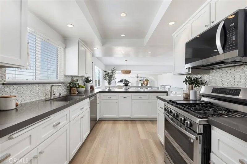 1245 8th Street