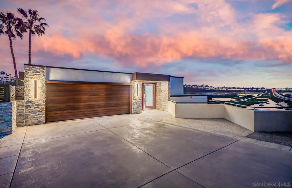 Photo of 2516 San Elijo Ave, Cardiff, CA 92007 (MLS # 260008807)