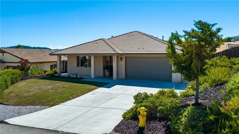 3435 Catalina Place