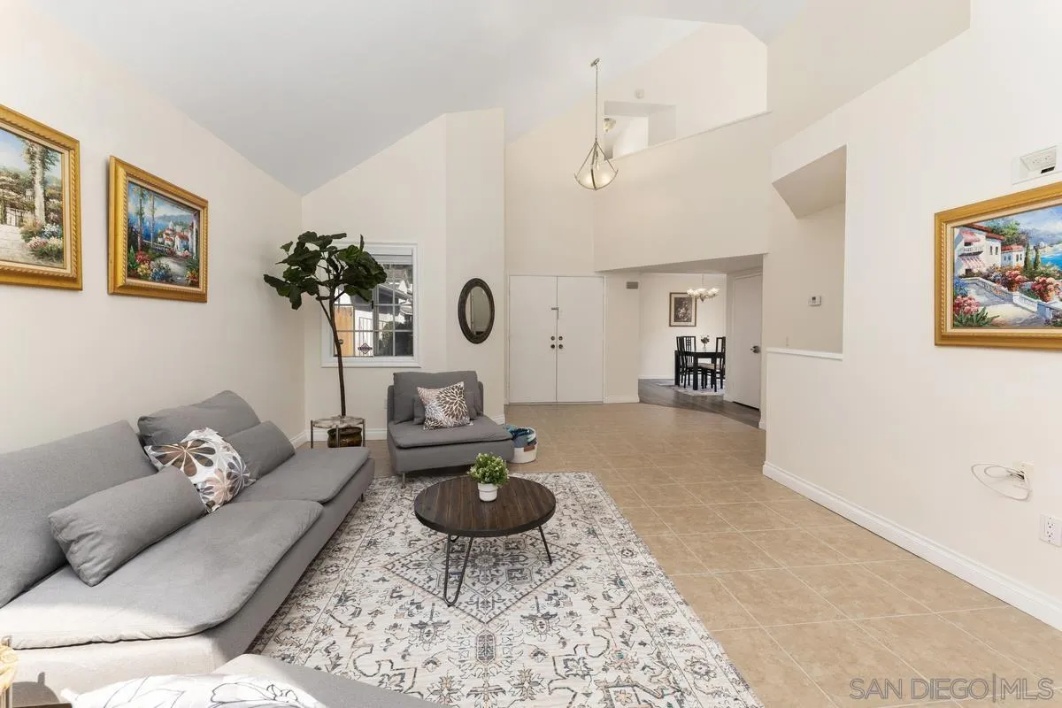 10496 Rancho Carmel dr