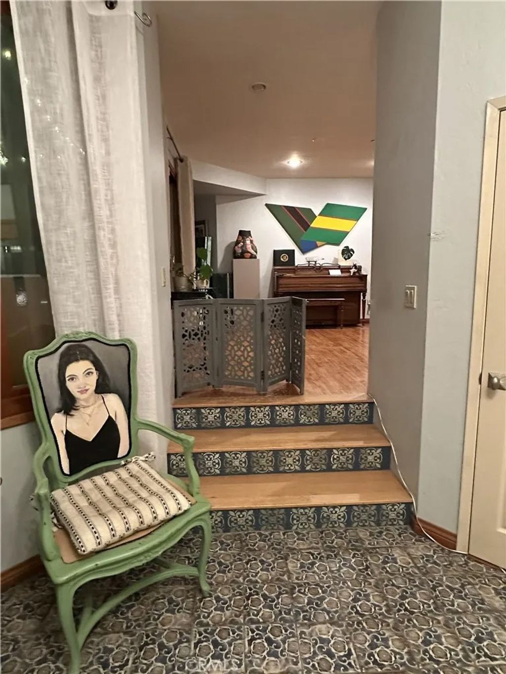 Photo of 116 Franklin Ave, Redlands, CA 92373 (MLS # DW26027937)