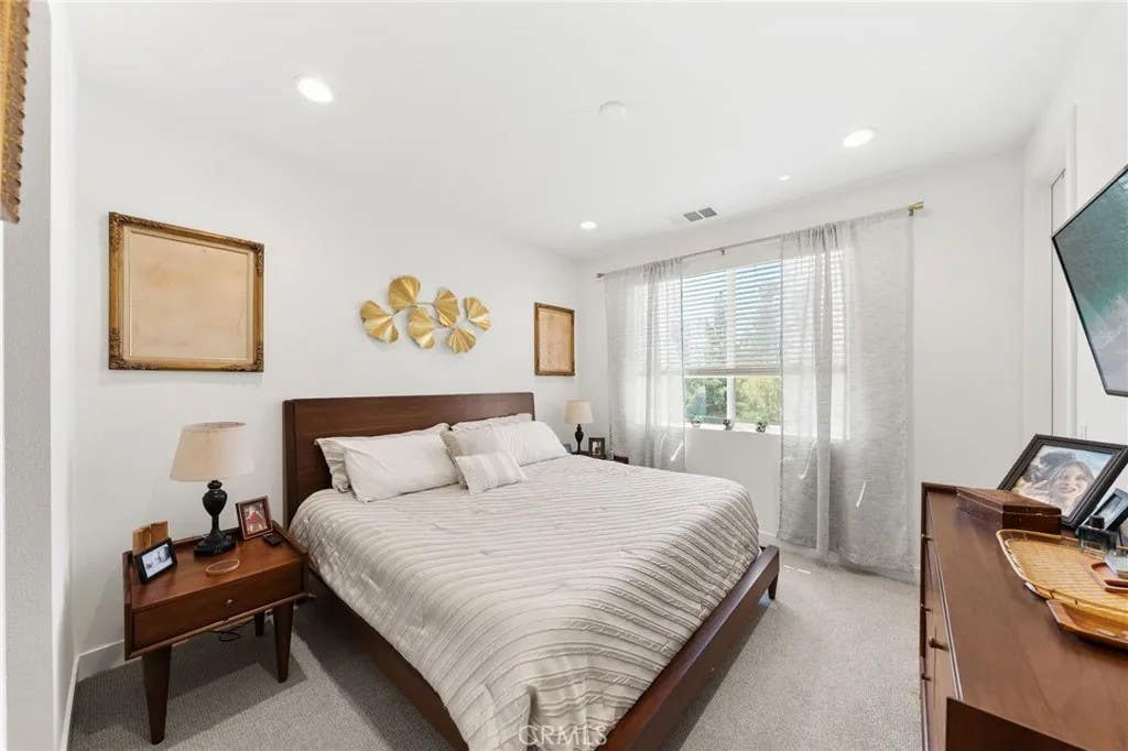 Photo of 2217 S Ava Gln, Escondido, CA 92025 (MLS # SW26169949)