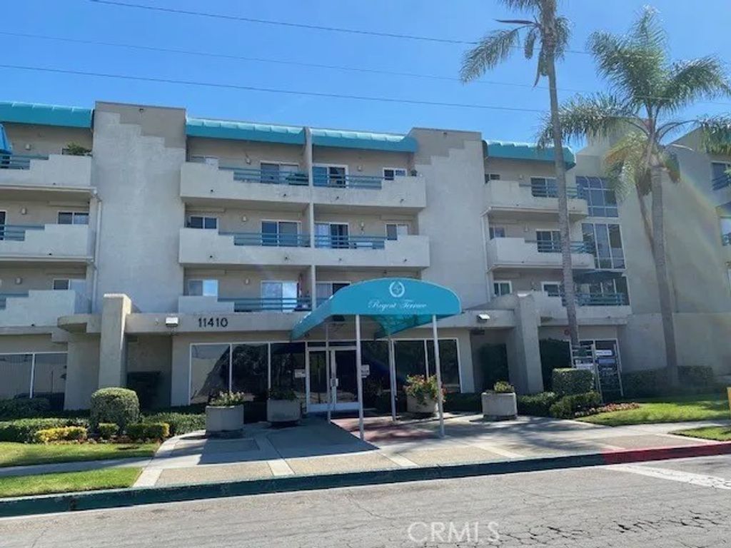 Photo of 11410 Dolan Avenue #236, Downey, CA 90241 (MLS # DW25242476)