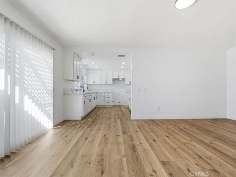 Tiny photo for 313 N Dearborn St, Redlands, CA 92374 (MLS # CV25244004)