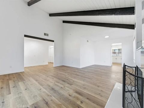 Tiny photo for 313 N Dearborn St, Redlands, CA 92374 (MLS # CV25244004)