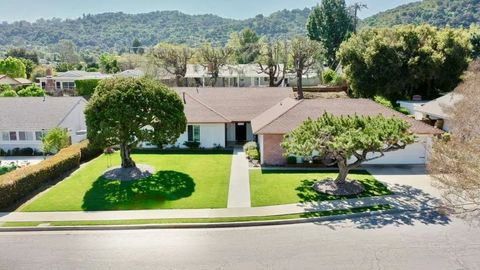 Tiny photo for 14410 Autumn Moon Dr, Hacienda Heights, CA 91745 (MLS # SR26078441)