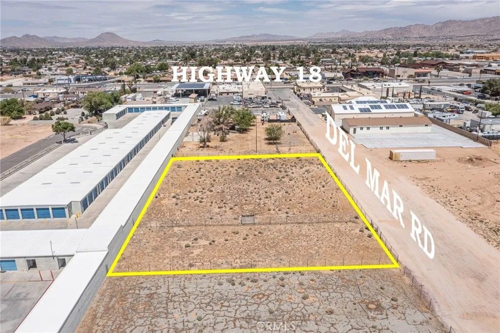 Photo of 0 Del Mar, Apple Valley, CA 92307 (MLS # HD26093372)