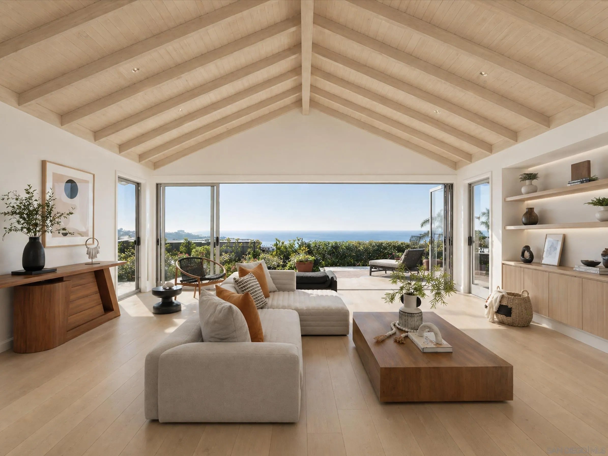2586 Calle Del Oro