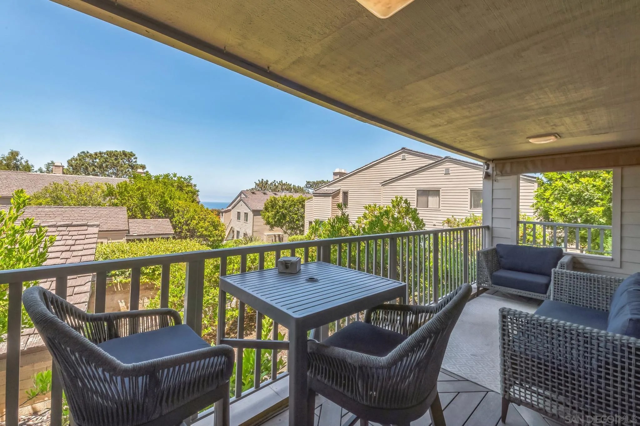 236 Dolphin Cove Ct