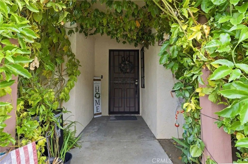 Photo of 2637 W Cameron Court #118, Anaheim, CA 92801 (MLS # PW25249696)