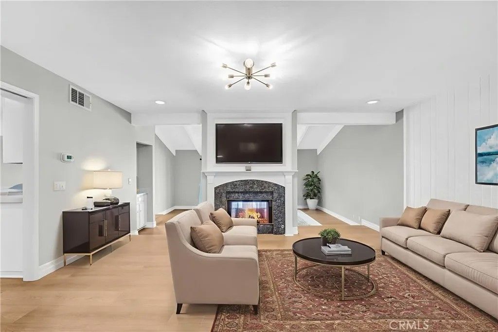 Photo of 23024 Park Sorrento, Calabasas, CA 91302 (MLS # SR25269893)