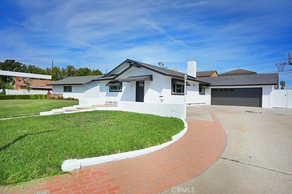 11052 Faye Avenue