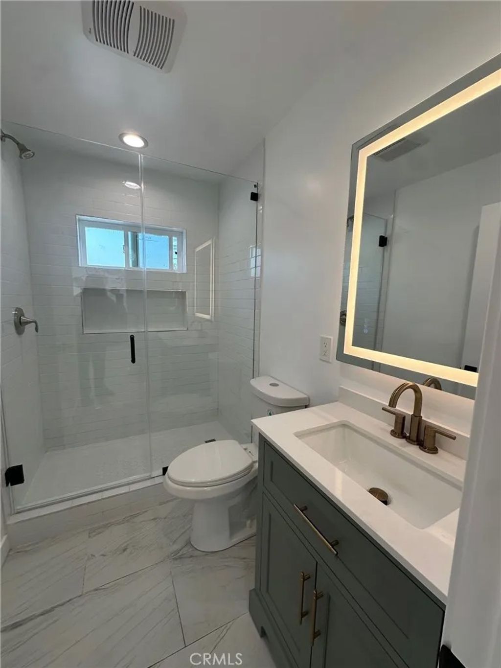 Photo of 1611 E Glenoaks Blvd #1611 1/5, Glendale, CA 91206 (MLS # SR26087266)