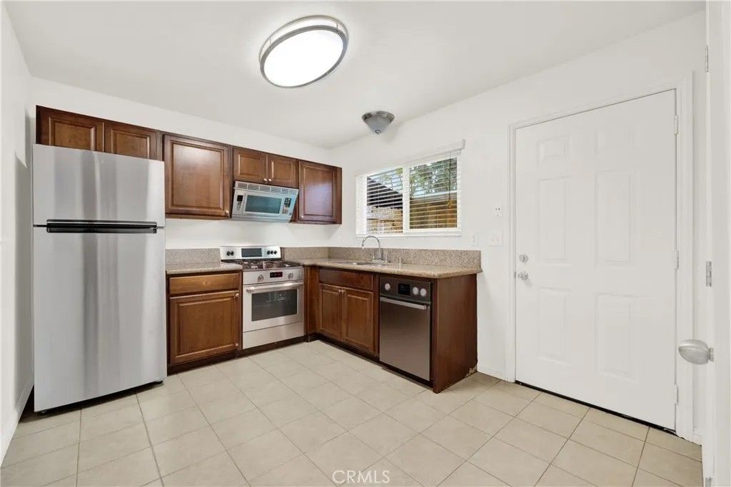 Photo of 980 E Mission Avenue #20, Escondido, CA 92025 (MLS # PW25263606)