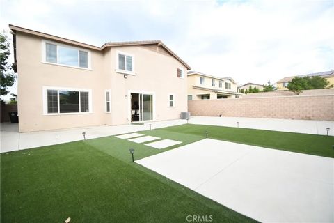 Tiny photo for 5367 Heitz Way, Fontana, CA 92336 (MLS # SB25235750)