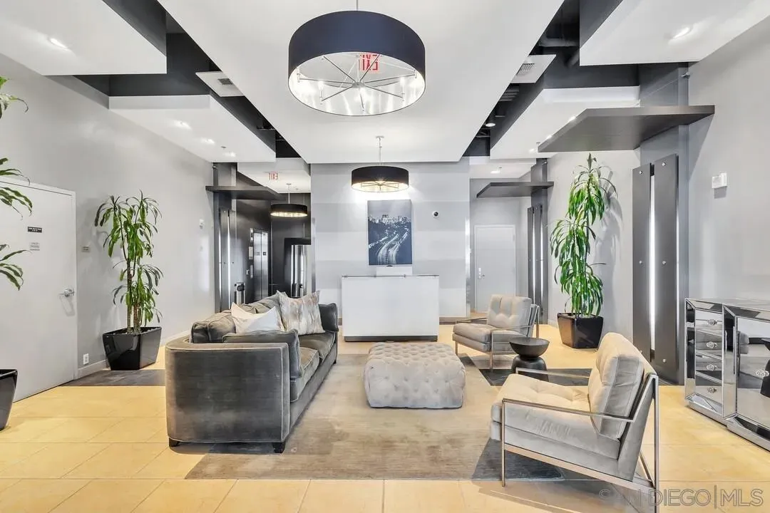 San Diego, California 92101, United States, ,1 BathroomBathrooms,Residential,Active,233930