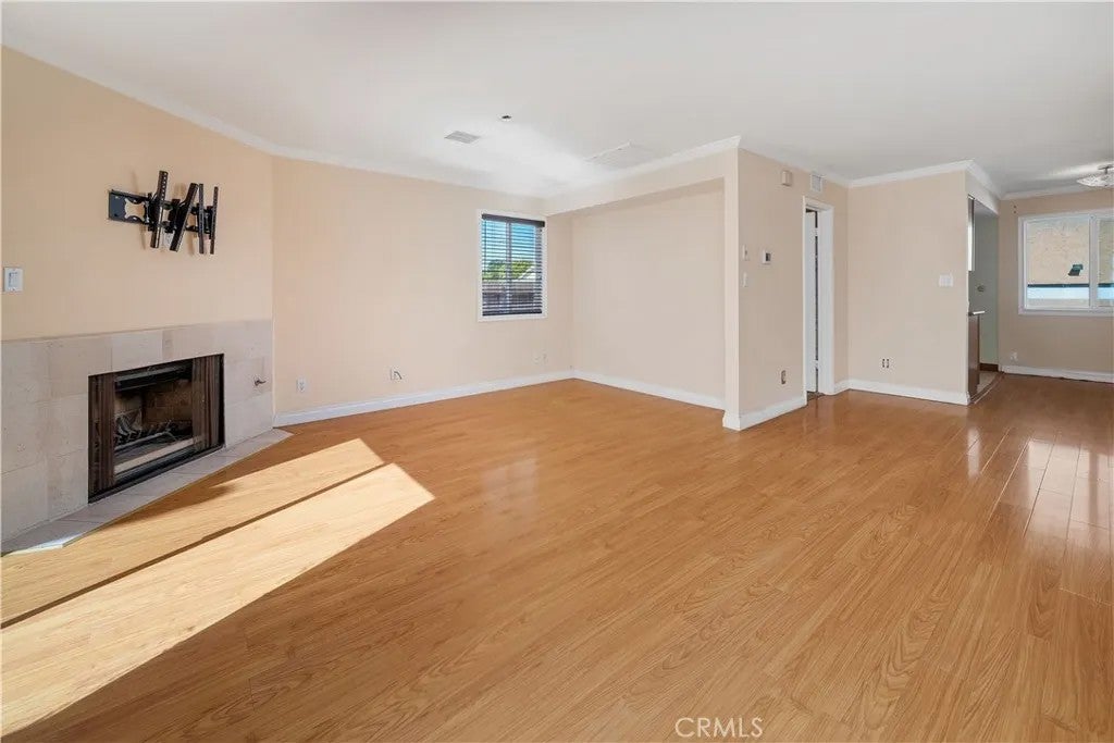 6101 Fulton Avenue 9