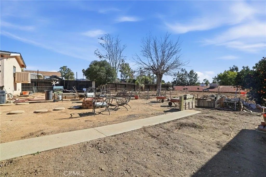 Photo of 34543 Avenue C, Yucaipa, CA 92399 (MLS # LG26013249)