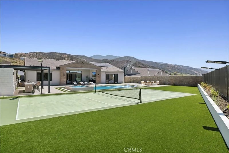 18411 Boulder Bluff