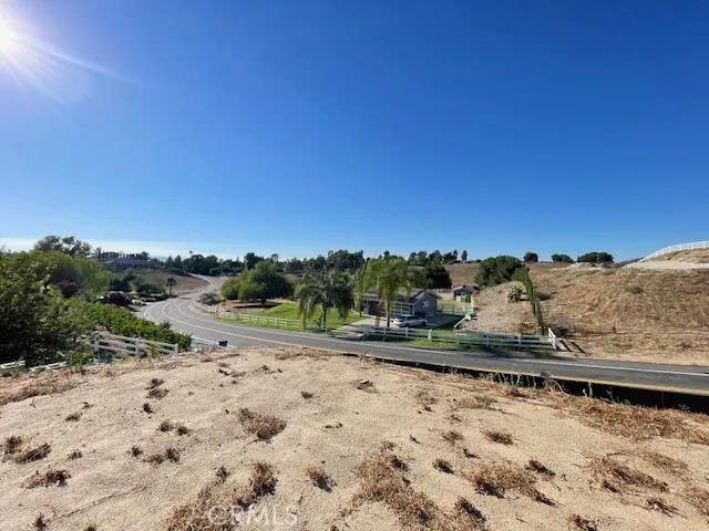 Photo of 30551 Via Norte, Temecula, CA 92591 (MLS # SW26049065)