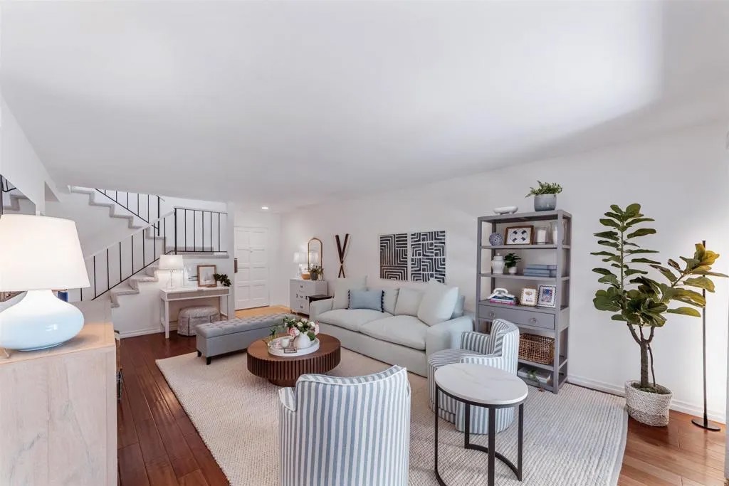 4670 CORALWOOD Circle Southwest