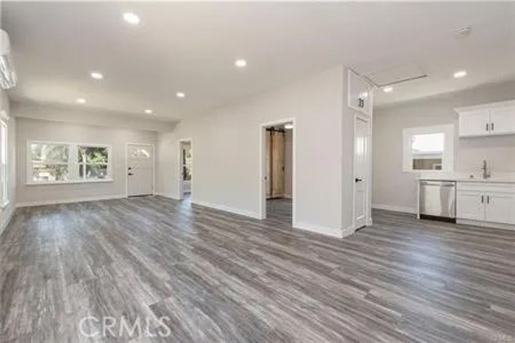 Photo of 1017 S Washburn Ave, Corona, CA 92882 (MLS # OC26030009)