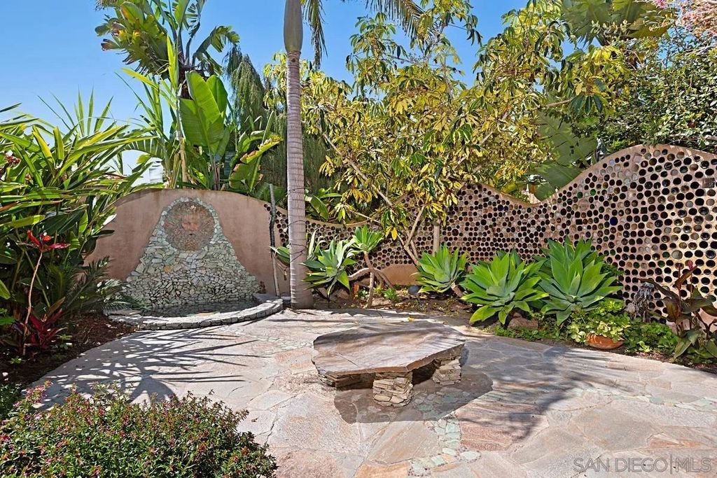 Photo of 2023 Via Tiempo, Encinitas, CA 92007 (MLS # 260007357)