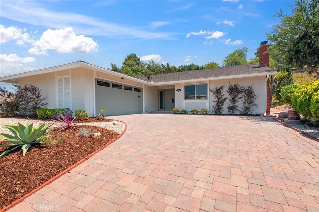 16225 Selva Drive