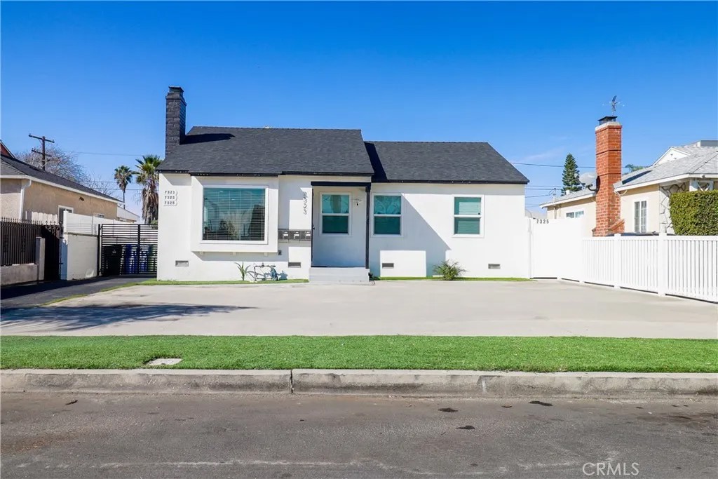 7323 Camellia Avenue