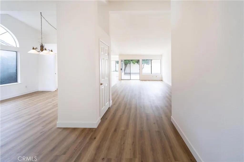 27439 Terrytown