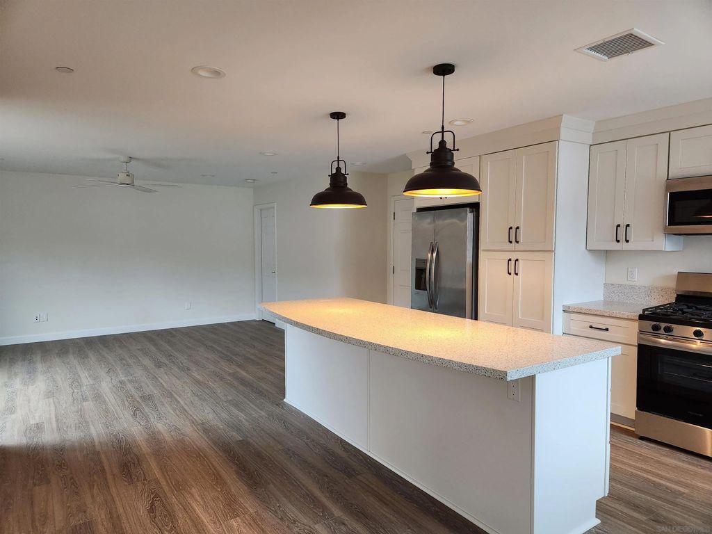 Photo of 750 N Citrus Ave #1, Vista, CA 92084 (MLS # 250044132)