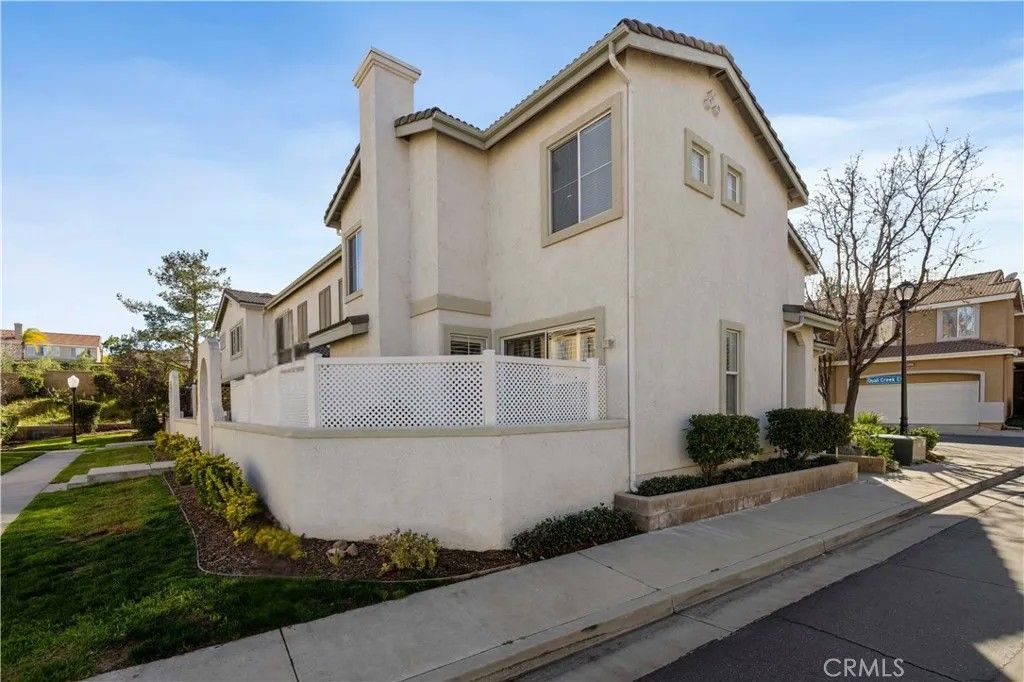 Photo of 25408 Quail Creek Court, Saugus, CA 91350 (MLS # SR26009689)