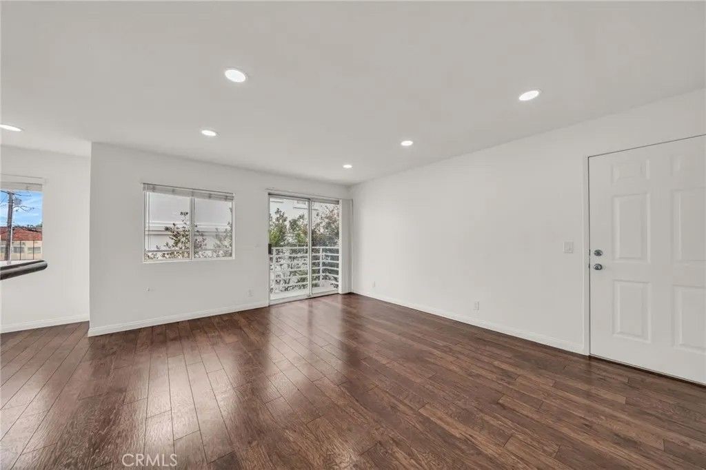 Photo of 728 5th Street, Hermosa Beach, CA 90254 (MLS # PV26000881)