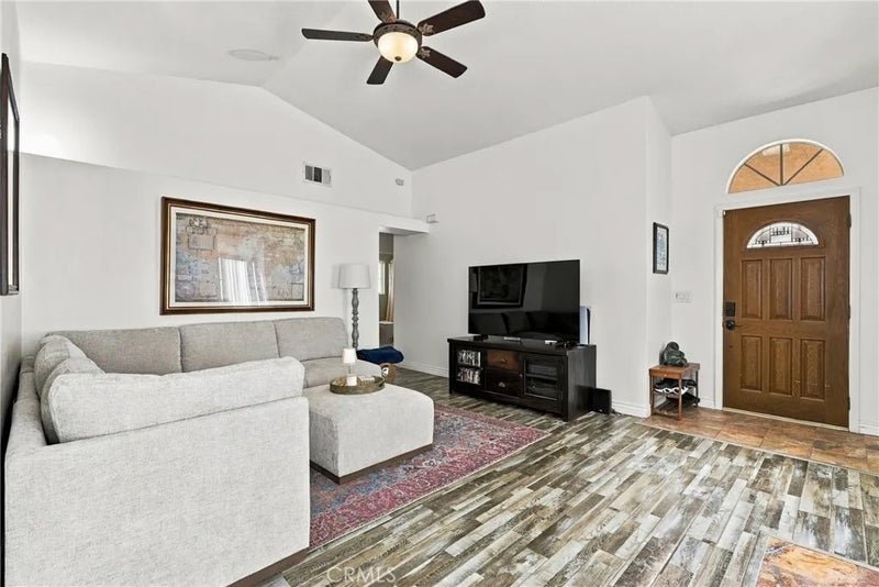 22856 Tamarack