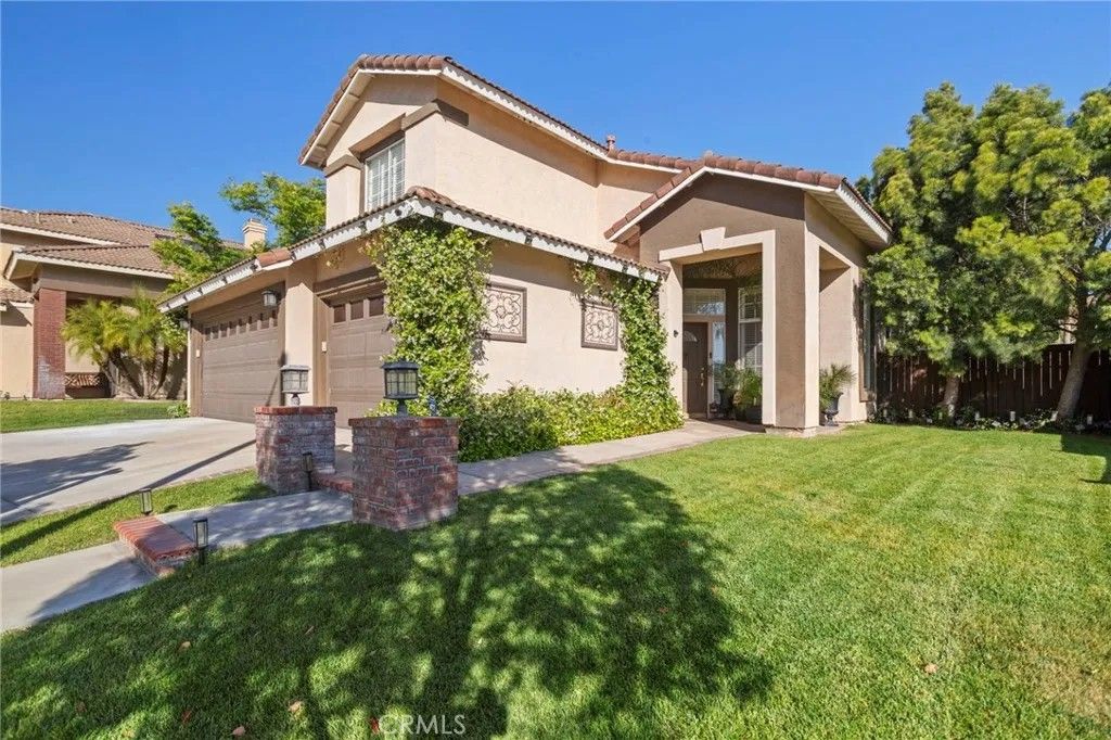 Photo of 2154 Corriander CIR, Corona, CA 92789 (MLS # IG26103549)