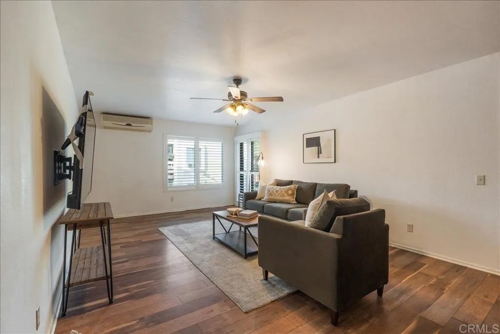 425 Autumn Drive 21
